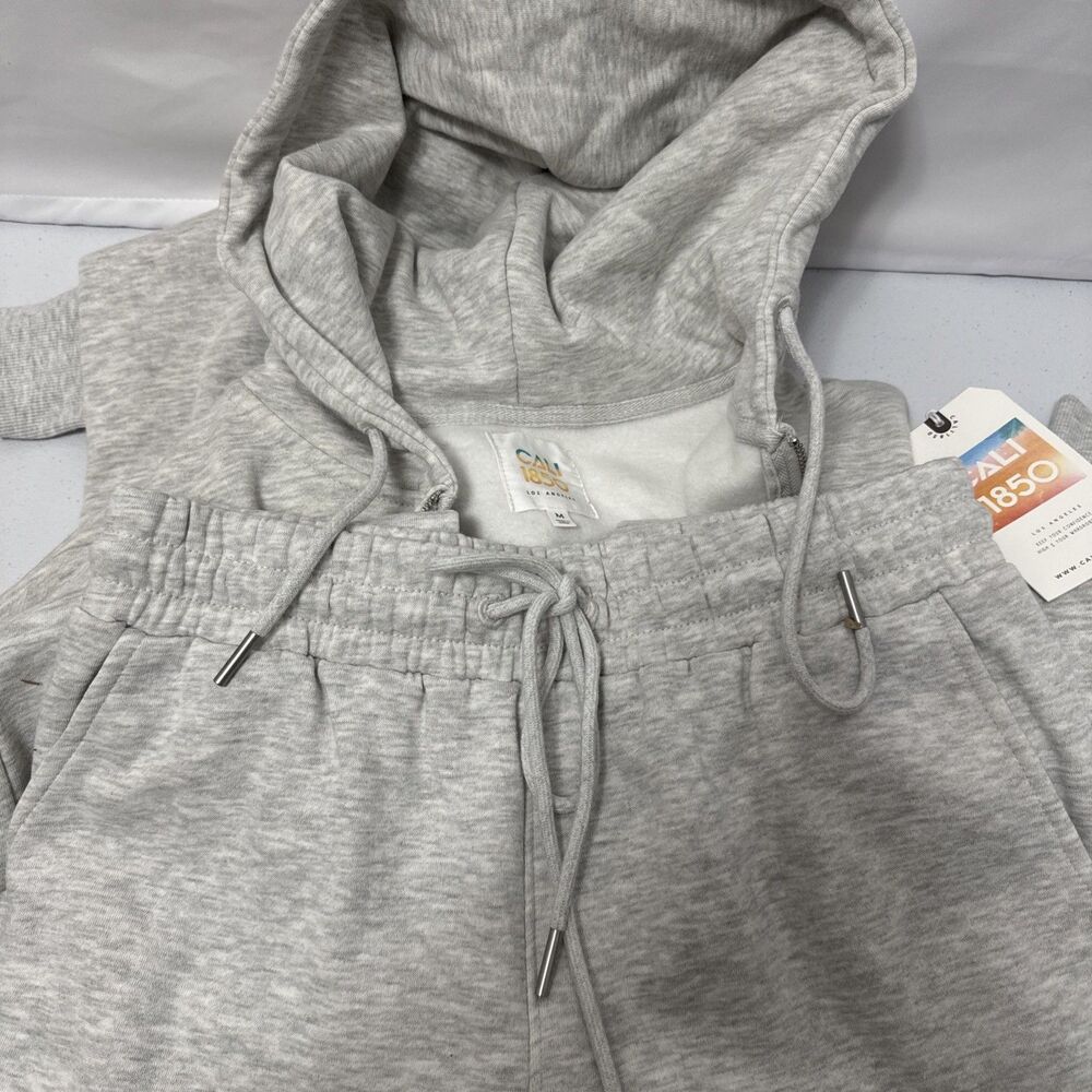 CALI 1850 Women’s Cropped Hoodie & Jogger Sweatsuit Set Size M - Picture 11 of 16